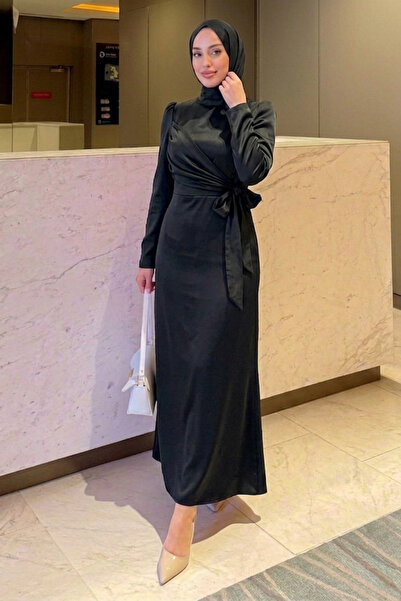 Tesettür Diyarı Ramil Σατέν Φόρεμα Χιτζάμπ με Δέσιμο στο Πλάι - Μαύρο