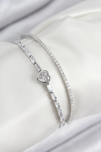 özssa Brass Zircon Stone Heart Model Silver Color Women's Bracelet