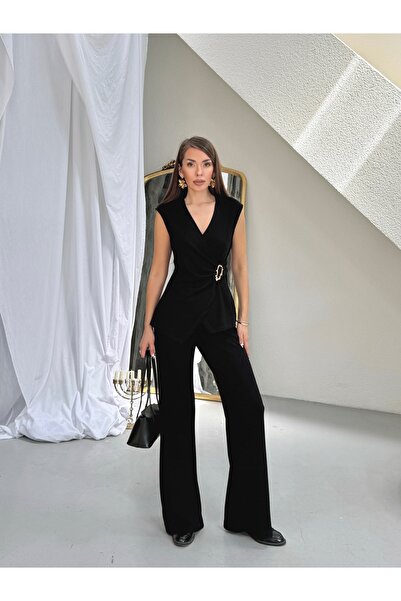 LE CARAMBOLE Γυναικείο Μαύρο Σετ με Λεπτομέρεια από Αξεσουάρ και Διπλό Στήθος...