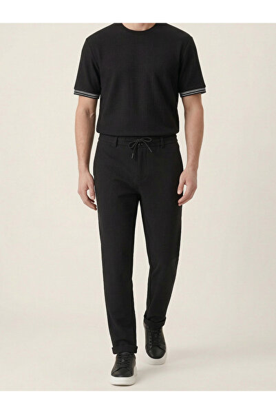 Xint Erkek Siyah Pamuk Dokulu Regular Fit Jogger