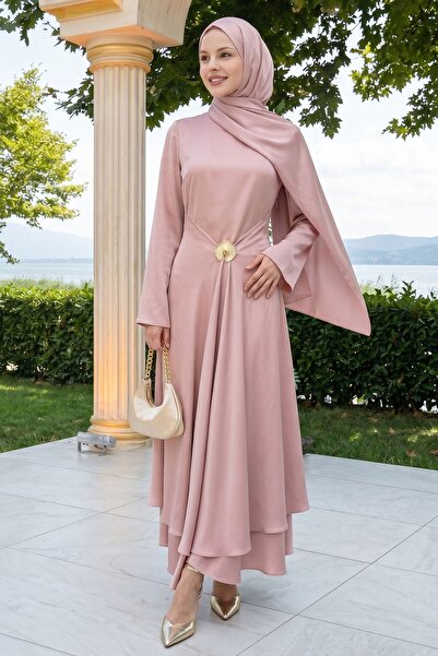 InStyle Φόρεμα από σατέν πούδρα με καρφίτσα στην φούστα