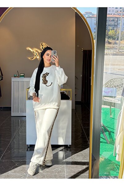 Gizem Karademir Boutique Leopar Detaylı Şardonlu Eşofman Takımı