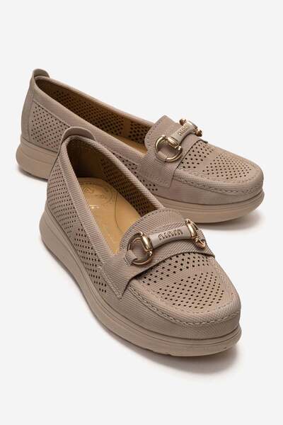 CCWAY AYAKKABI Γυναικεία παπούτσια casual με καρφιά KREM KOT