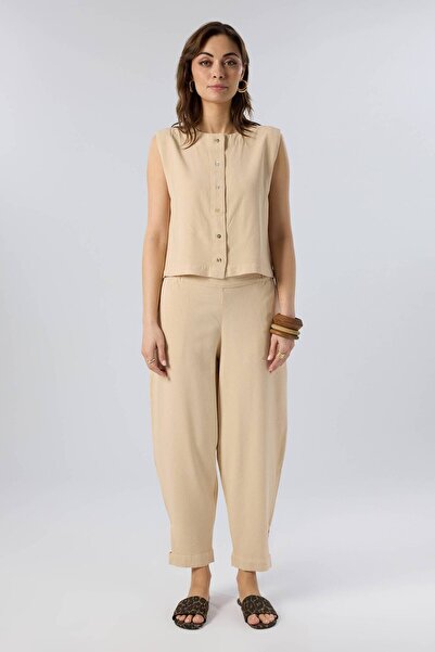 İpekçi Otantik Round Neck Buttoned Sleeveless Top