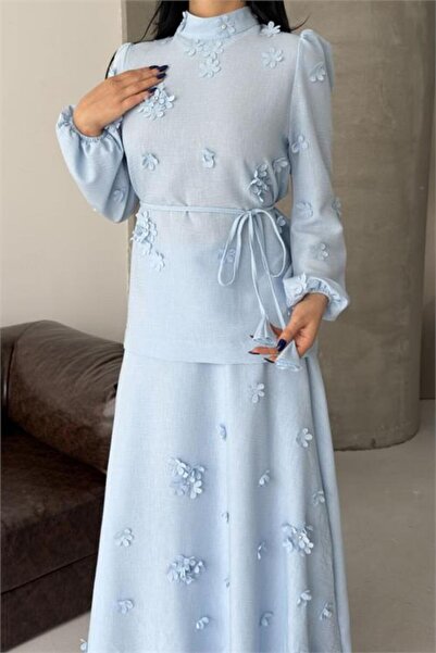 Neşeli Butik Γυναικείο μπλε λινό ύφασμα με απλικέ λουλούδια και φούστα με για...