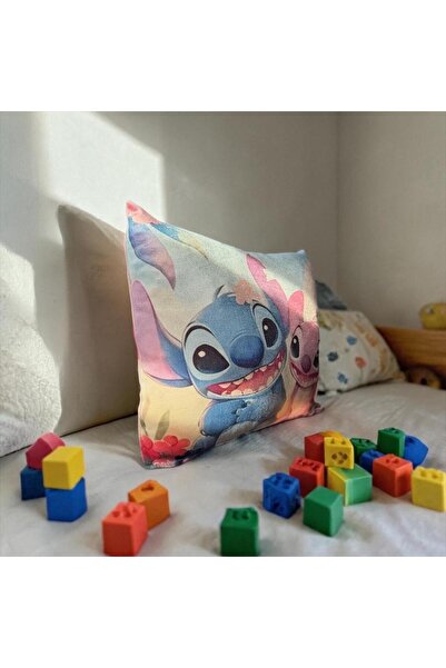Home MAVİMAKRO Stitch Figürlü Dolgulu Kırlent