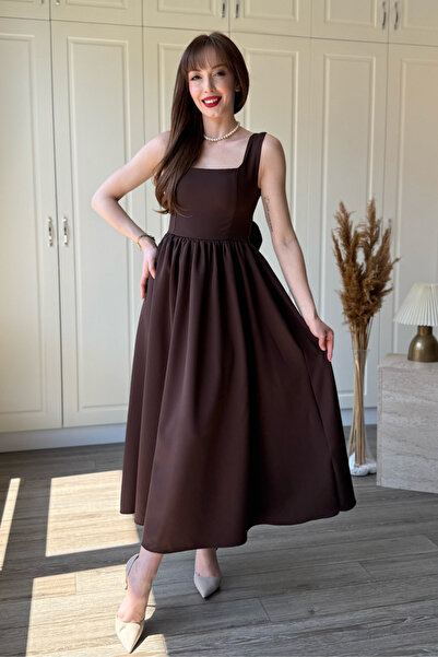 Dilay Gökoğlu Butik Φόρεμα μίντι με λεπτομέρεια φιόγκου στην πλάτη και τιράντες