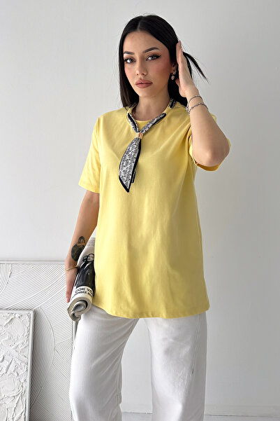 Noa&Noa Γυναικείο μπλουζάκι με λεπτομέρεια φουλαριού – Κομψό βασικό μπλουζάκι...