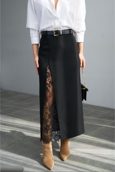 Lovely butik Γυναικεία μάξι φούστα με σκίσιμο, δαντέλα και λεπτομέρεια στη ζώνη