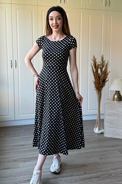 Dilay Gökoğlu Butik Φόρεμα μίντι με σχέδιο πουά και λεπτομέρεια στην πλάτη