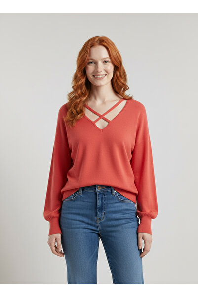 Neden Tekstil Γυναικεία πλεκτή μπλούζα με λαιμόκοψη V - Μακρυμάνικη