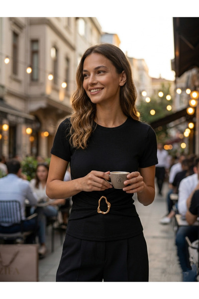 MODA Kadın Siyah Fitilli Kaşkorse Gold Kruvaze Toka Detaylı Kısa Kollu Bluz