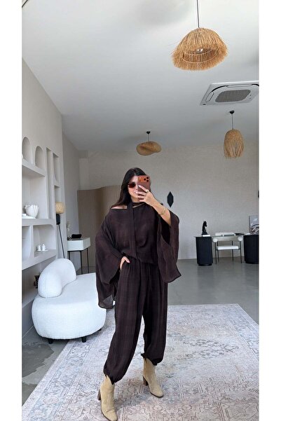Buket Teke Costum maro din bumbac cu model tip poncho
