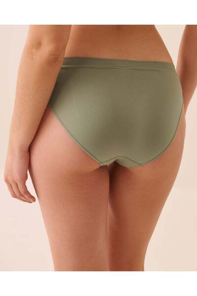 La Vie en Rose Seamless Fabric Bikini Panty
