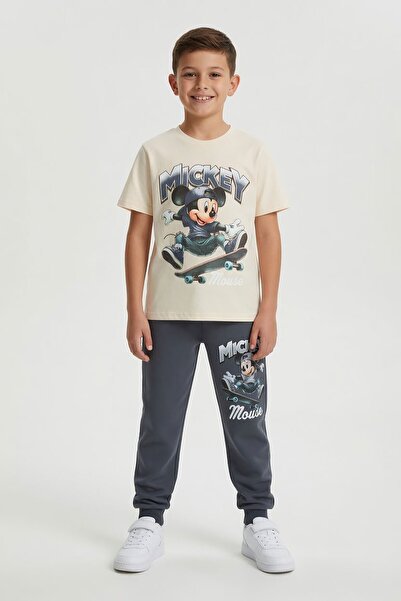 Cansın Mini Smoked Skateboarder Character Printed T-Shirt Boys' Tracksuit Set...