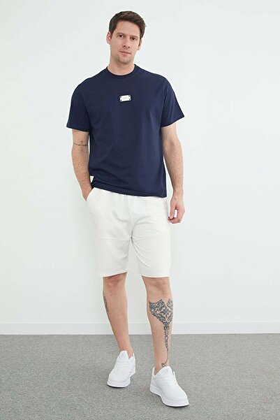 Fulla Moda Σορτς με ελαστική μέση και κορδόνια, με ανάγλυφο σχέδιο