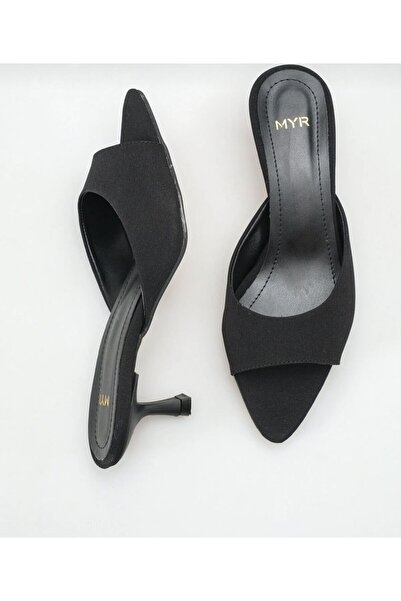 ALTUNOK Γυναικεία πέδιλα με μυτερή μύτη και τακούνι, μαύρο σατέν