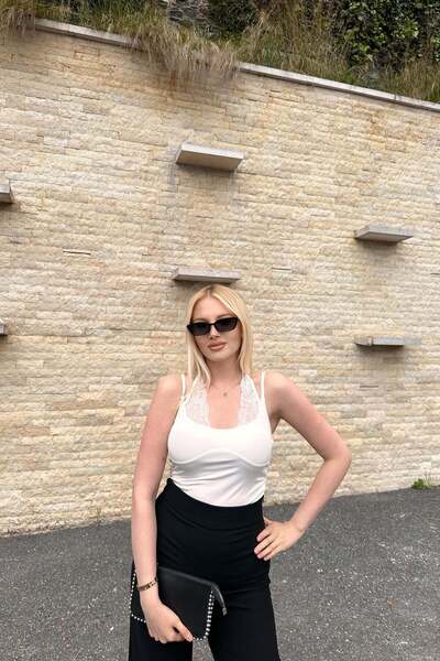 lizge giyim ΔΑΝΤΕΛΕΝΙΟ ΑΘΛΕΤΙΚΟ ΤΟΠ ΜΕ ΛΕΠΤΟΜΕΡΕΙΕΣ ΚΑΙ ΛΟΥΡΑΚΙΑ