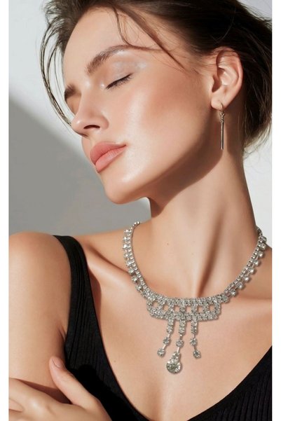 Monalisa Home Silver Color Luxury Shiny Flashy Evening Dress Necklace
