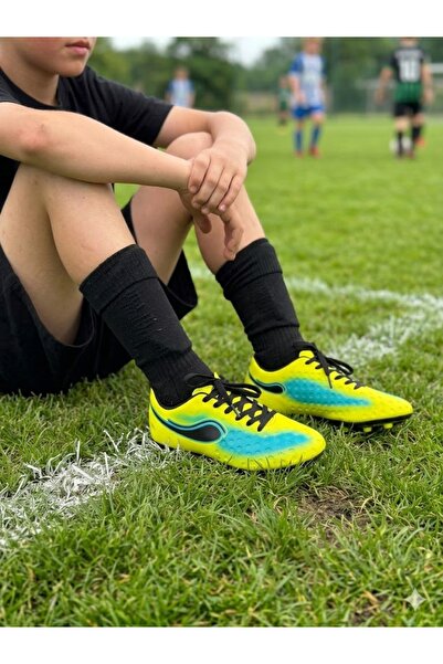 Lütfi Men's adult turf soccer cleats