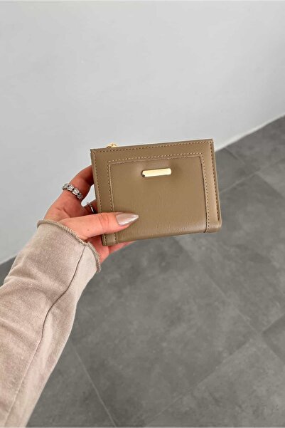 Yuka Atelier Sofia Πολυλειτουργικό Πορτοφόλι με Λεπτομέρειες και Μίνιμαλ Σχεδ...