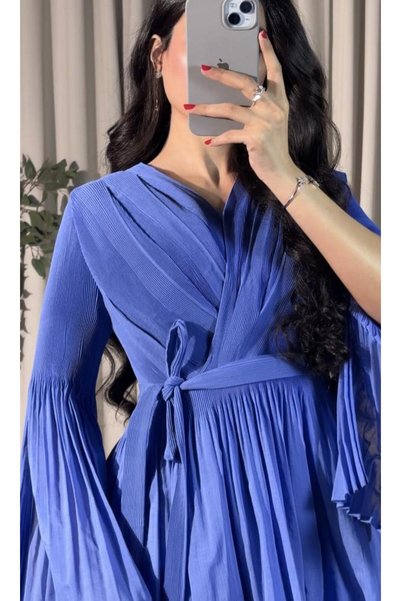 sacha Long Dress with 3 Colors Pleats