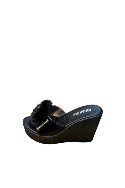 Dilan Γυναικείες Παντόφλες Πλατφόρμας με Φτερά και Πέτρες