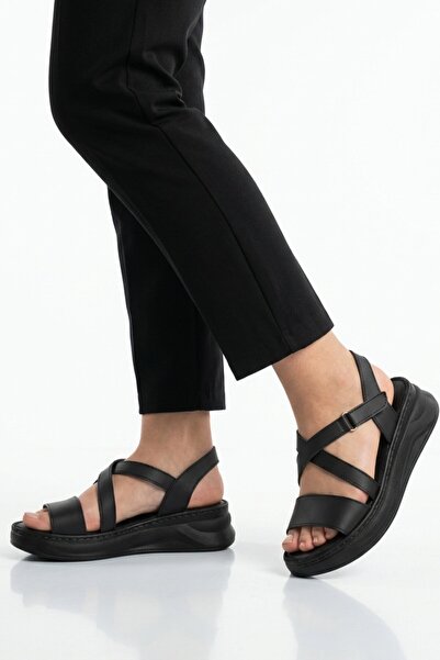 AYAKMOD Black Soft Sole Women's Heeled Sandals 492123 Z