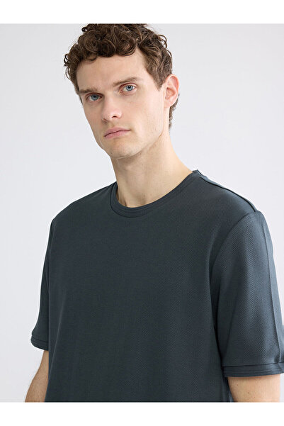 LC Waikiki Peak New Season Crew Neck Men's T-Shirt