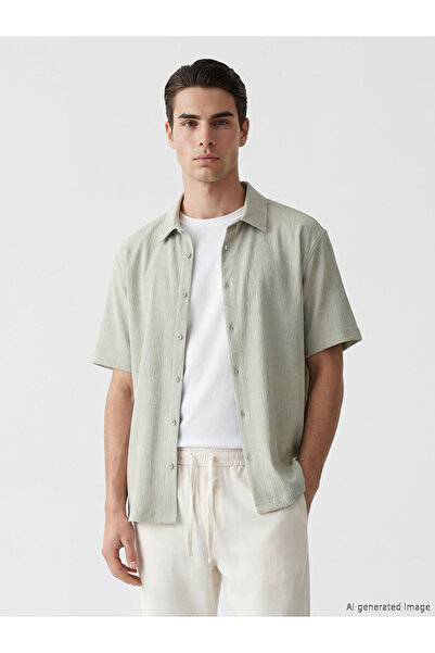 LC Waikiki Esvab • Modern & Distinctive Standard Fit Men's Textured Shirt