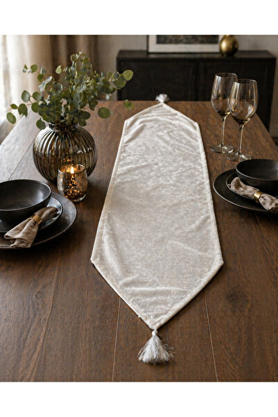 çeyizköşesi Luxury Velvet Tasseled Cream Runner