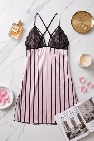 QKK Γυναικείο Μαύρο Ροζ Ριγέ Δαντελένιο Σατέν Νυχτικό με Λεπτές Τιράντες Μίνι...