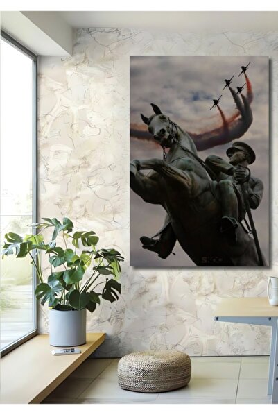 Teona Ahşap Μνημείο Ατατούρκ με τα άλογα και τα αεροβατικά αεροπλάνα Ξύλινο δ...