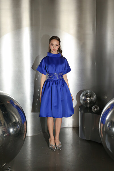 Obaha Big Collar and Beaded Belt Dress