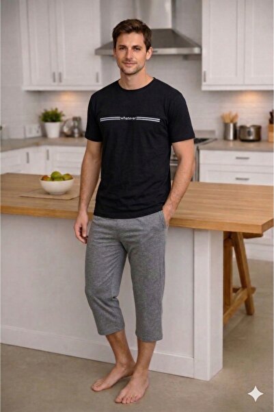 Lio20 Ανδρικό σετ πιτζάμες από 100% βαμβάκι με κοντά μανίκια και παντελόνι κάπρι