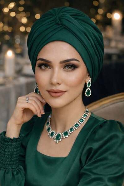 Aişe tesettür Σμαραγδί Καπέλο με Λεπτομέρεια Στριφτού Σχεδίου