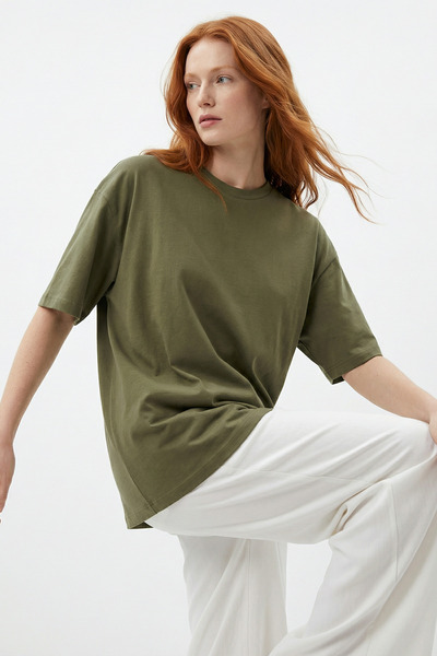 MAXIMILLIAN Γυναικείο μπλουζάκι χακί oversize βασικής γραμμής, 100% βαμβακερό...