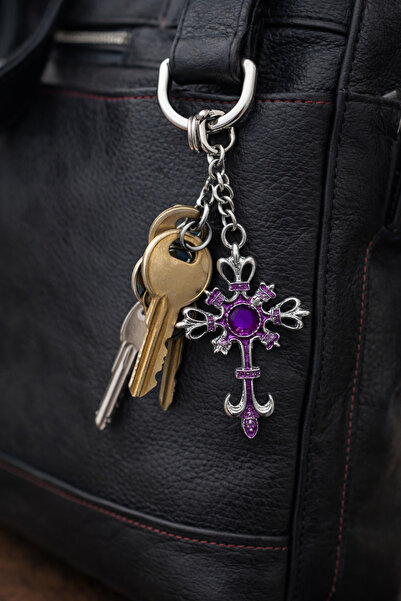 HER ŞEY NOTA www.herseynota.com Purple Detailed Gothic Cross Figured Metal Ke...
