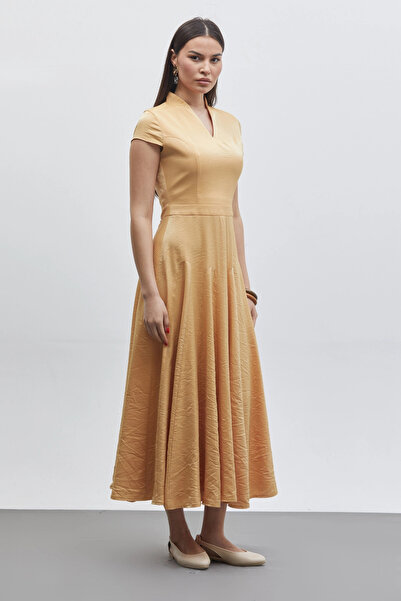 lodmela Φόρεμα μίντι με λεπτομέρεια φούστας σε σχήμα V 6086-Μουσταρδί κίτρινο