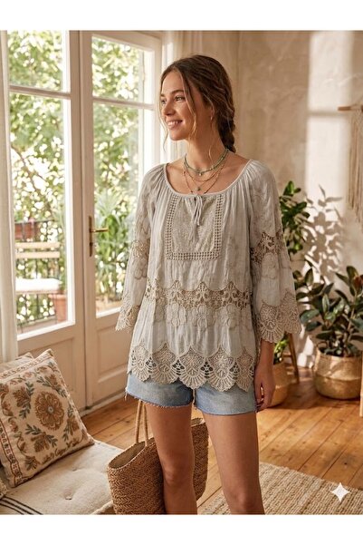 AYASOFYA OTANTIK Γυναικεία Ιταλική Μπεζ Μπλούζα με Λεπτομέρειες από Παγιέτες ...