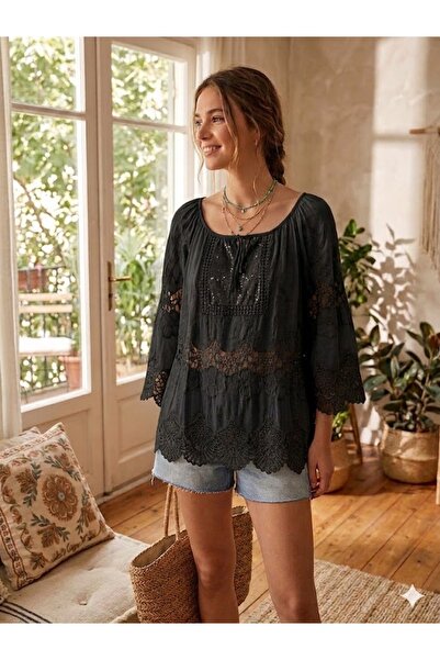 AYASOFYA OTANTIK Γυναικεία Ιταλική Μαύρη Μπλούζα με Λεπτομέρειες από Πούλιες ...