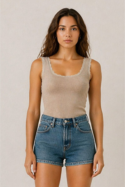 Sea Style Δαντελένιο Αθλητικό Τοπ με Λεπτομέρειες – Βασικό, Κομψό και Εφαρμοσ...