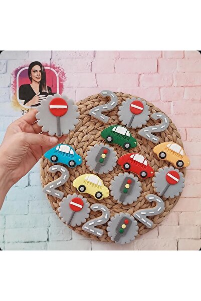 Tatlı Armağanlar Arabalı ve Trafik İşaretli Yaş Günü Temalı Butik Kurabiye - ...