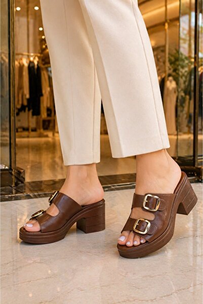 Peta Women's Double Buckle Retro Elegance Thick Heel Slippers