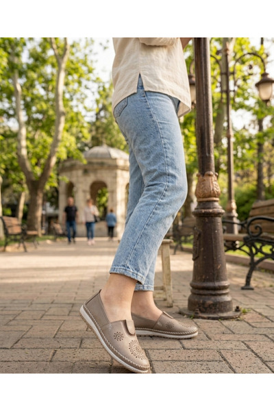 rocassi ΓΥΝΑΙΚΕΙΑ ΠΑΠΟΥΤΣΙΑ ΑΠΟ ΓΝΗΣΙΟ ΔΕΡΜΑ ΕΛΑΦΡΙΑ ΚΑΛΟΚΑΙΡΙΝΑ ΚΑΘΗΜΕΡΙΝΑ Π...