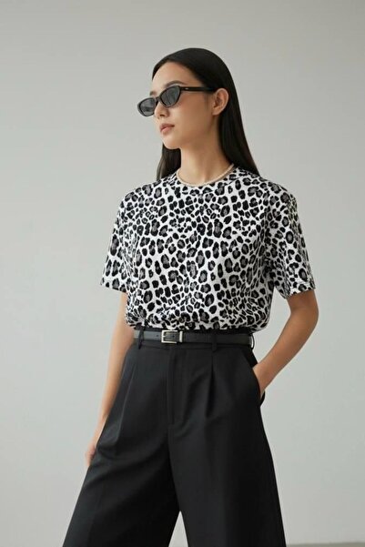 İNCİMOD Leopar Desenli Basic T-Shirt