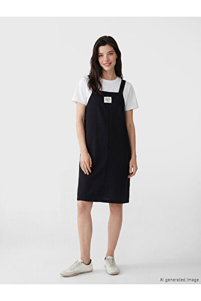LC Waikiki Lucky Special Selection Printed Muslin Salopet Dress and T-Shirt