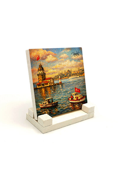 Sadrazam Εμπριμέ πέτρινη βάση επιτραπέζιου υπολογιστή με θέα στο Πύργο των Κο...