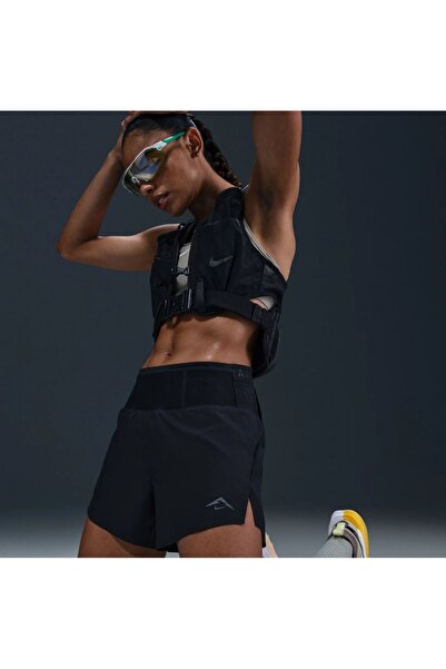 Nike Γυναικείο μαύρο αθλητικό σορτς Trail Dri-FIT MR BR yakamoz sportswear