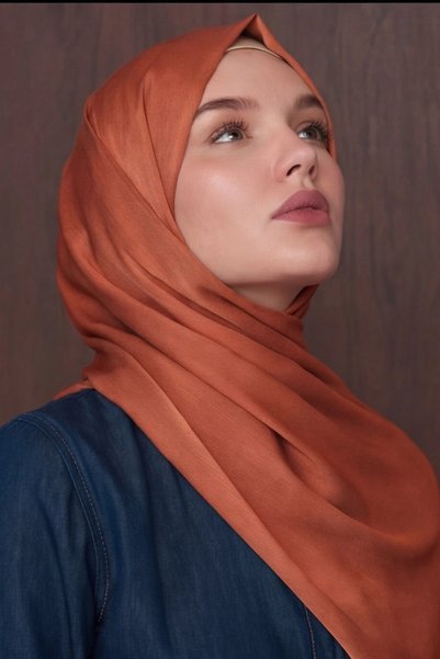 Şehr-i Şal İstanbul Women's Shawl Flora Shawl Plain Design, Silky Texture, Slightly Shiny, and Stylish Shawl Suitable for Daily and Special Occasions